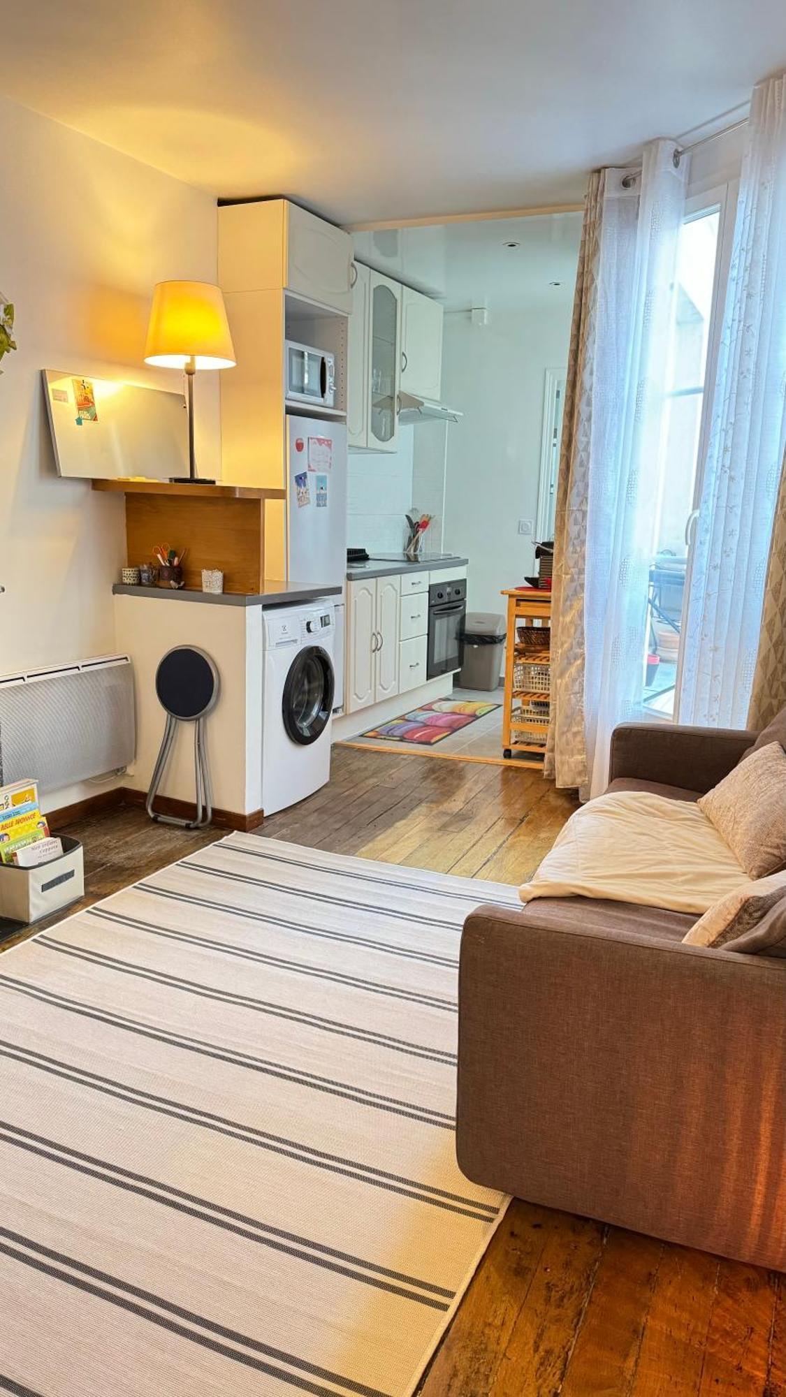 Appartamento Appartement*gare De L'est-paris 10 Parigi